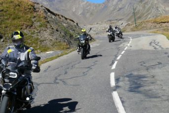 Grandes-Alpes-Kurvenbiker