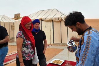 Marokko-Wuestencamp-Tee